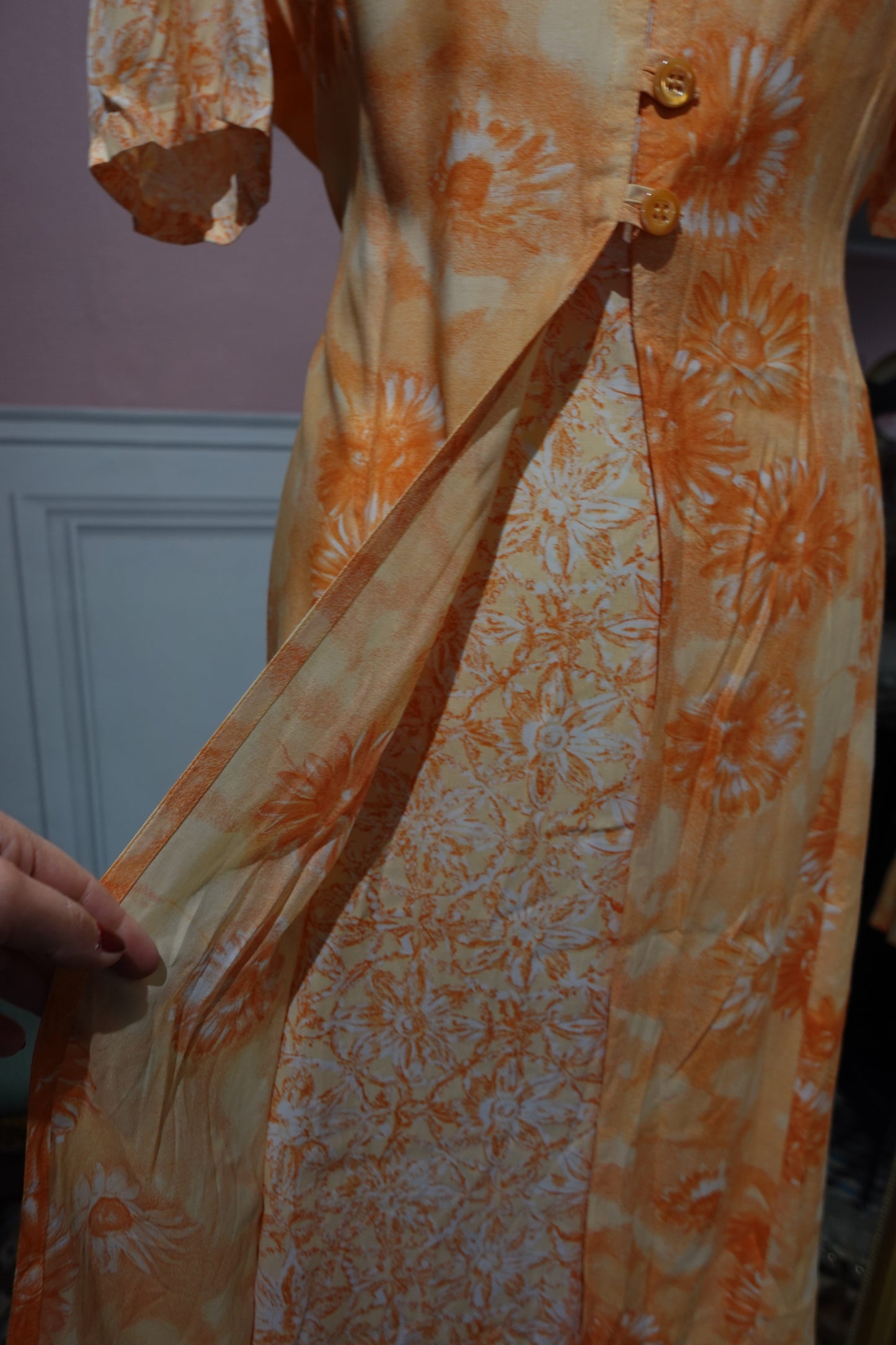 Robe Midi Vintage "Mandarine Florale" – Ajustable & Fluide
