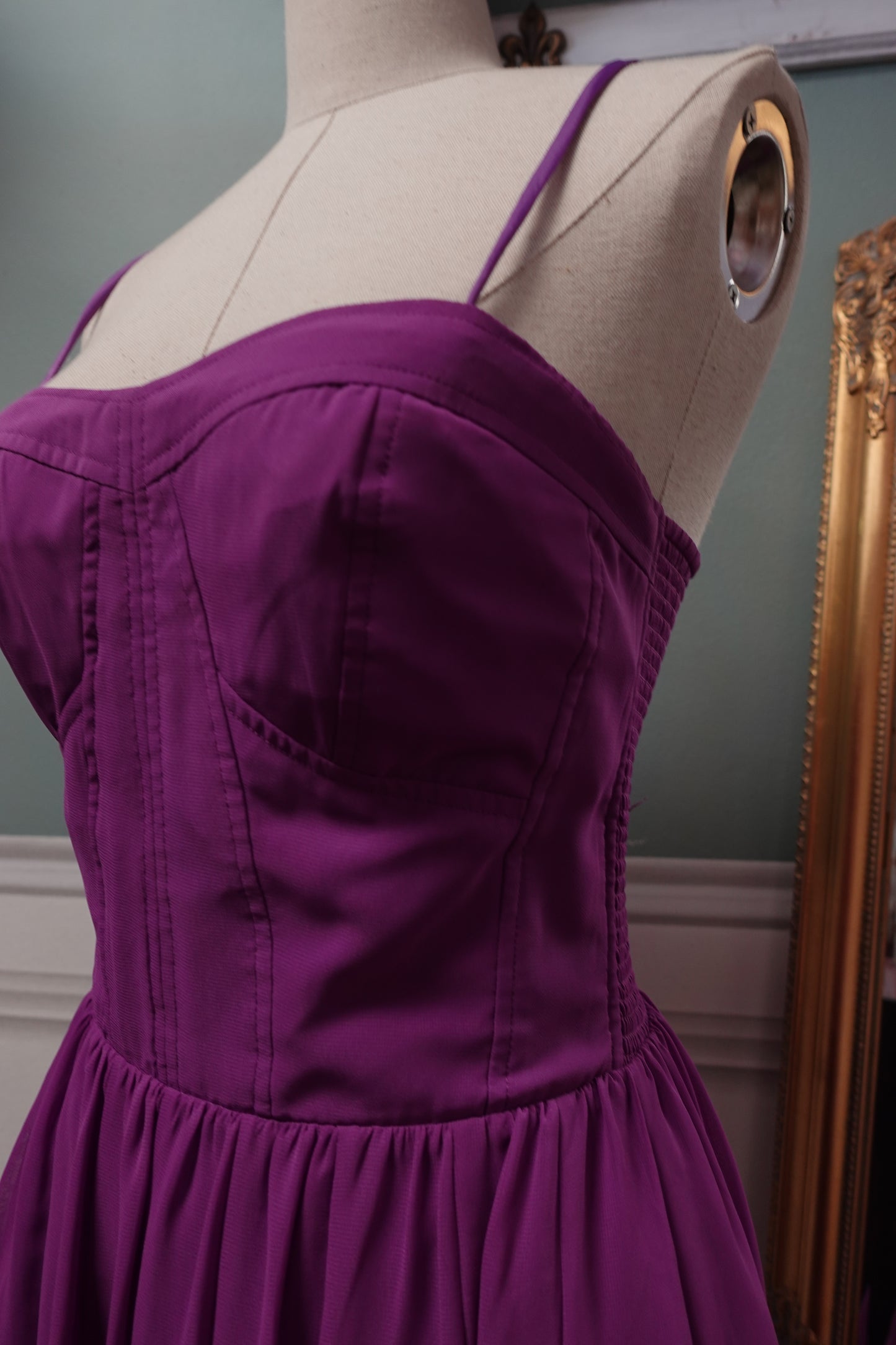 Robe Guess violette – Coupe bustier – Taille S